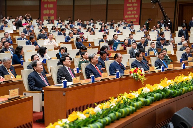 Các đồng chí lãnh đạo, nguyên lãnh đạo Đảng, Nhà nước, Chính phủ, Quốc hội tham dự buổi Lễ kỷ niệm 80 năm Ngày Tổng tuyển cử đầu tiên bầu Quốc hội Việt Nam (6/1/1946 - 6/1/2026) Các đồng chí lãnh đạo, nguyên lãnh đạo Đảng, Nhà nước, Chính phủ, Quốc hội tham dự buổi Lễ kỷ niệm 80 năm Ngày Tổng tuyển cử đầu tiên bầu Quốc hội Việt Nam (6/1/1946 - 6/1/2026)