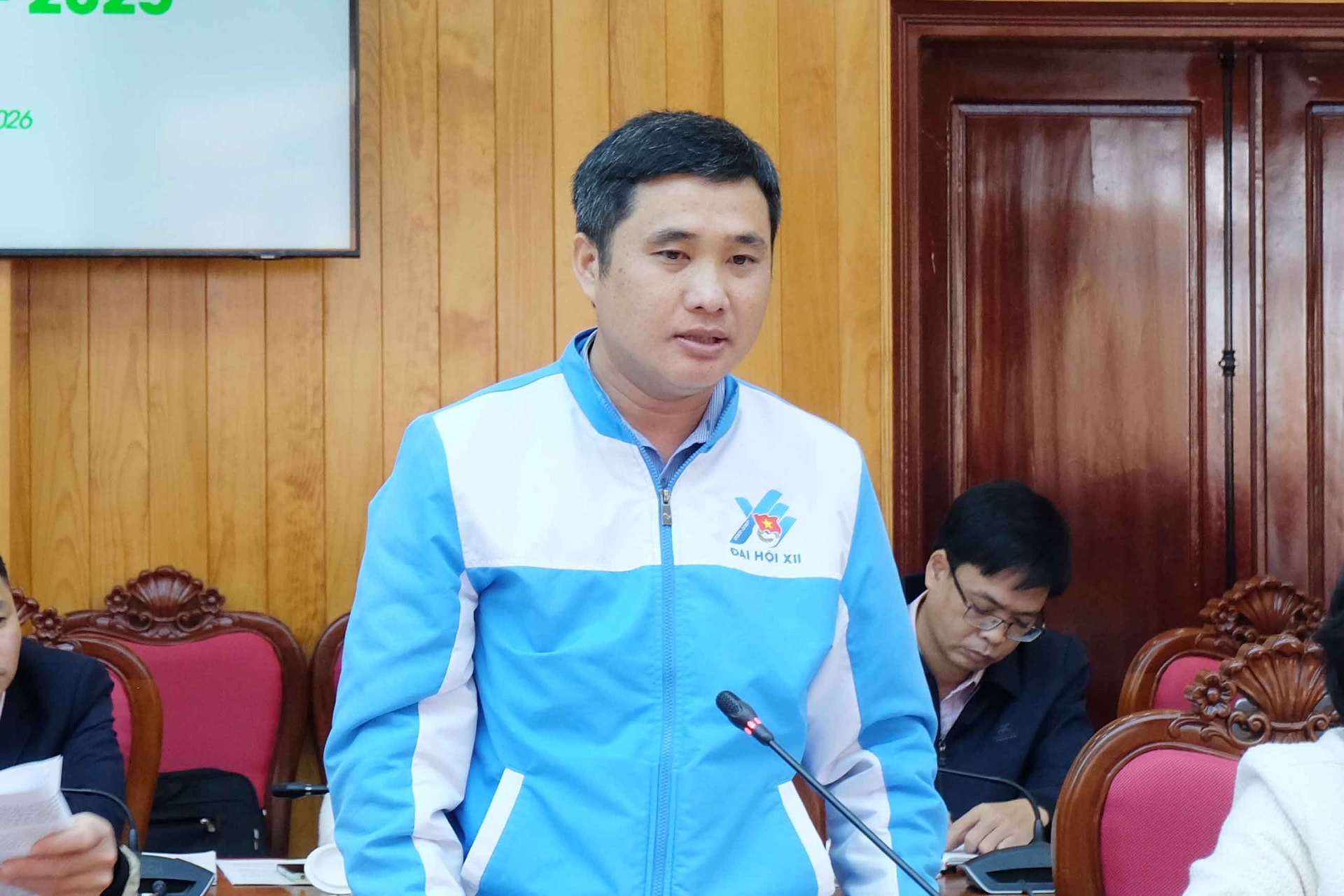 Bí thư Tỉnh đoàn Lâm Đồng Trương Minh Quang đề xuất tăng nguồn vốn vay cho thanh niên Bí thư Tỉnh đoàn Lâm Đồng Trương Minh Quang đề xuất tăng nguồn vốn vay cho thanh niên