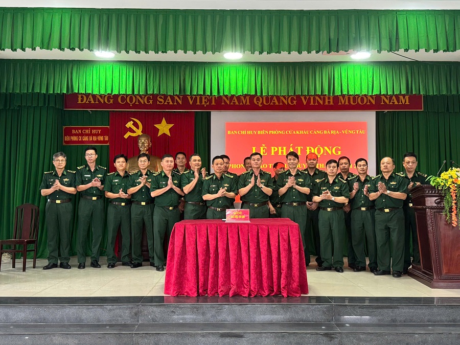 Các Ban, Trạm, Đ&ocirc;̣i thu&ocirc;̣c Ban Chỉ huy Bi&ecirc;n ph&ograve;ng Cửa khẩu Cảng B&agrave; Rịa - Vũng T&agrave;u ký k&ecirc;́t giao ước phong trào thi đua Quy&ecirc;́t thắng năm 2026