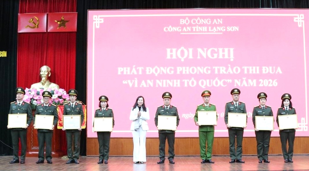 Công an Lạng Sơn phát động phong trào thi đua “Vì an ninh Tổ quốc” năm 2026