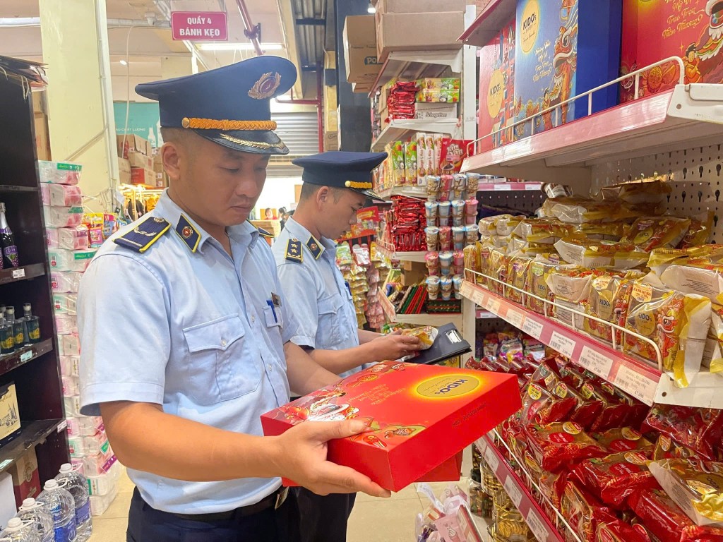 Cao Bằng: Tăng cường kiểm tra, giám sát thị trường dịp Tết Bính Ngọ 2026