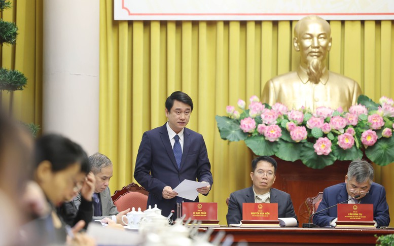 Thứ trưởng Bộ Ngoại giao L&ecirc; Anh Tuấn ph&aacute;t biểu tại họp b&aacute;o - Ảnh VGP/Đức Tu&acirc;n