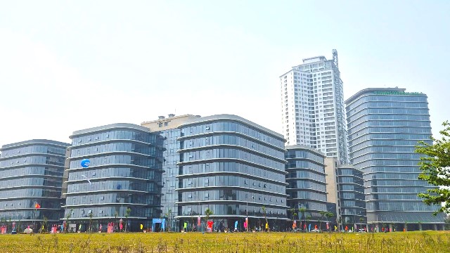 TP. Đà Nẵng nghiên cứu khai thác tòa nhà ICT tại Khu Công viên phần mềm Đà Nẵng số 2 để tổ chức hoạt động trung tâm tài chính. TP. Đà Nẵng nghiên cứu khai thác tòa nhà ICT tại Khu Công viên phần mềm Đà Nẵng số 2 để tổ chức hoạt động trung tâm tài chính.