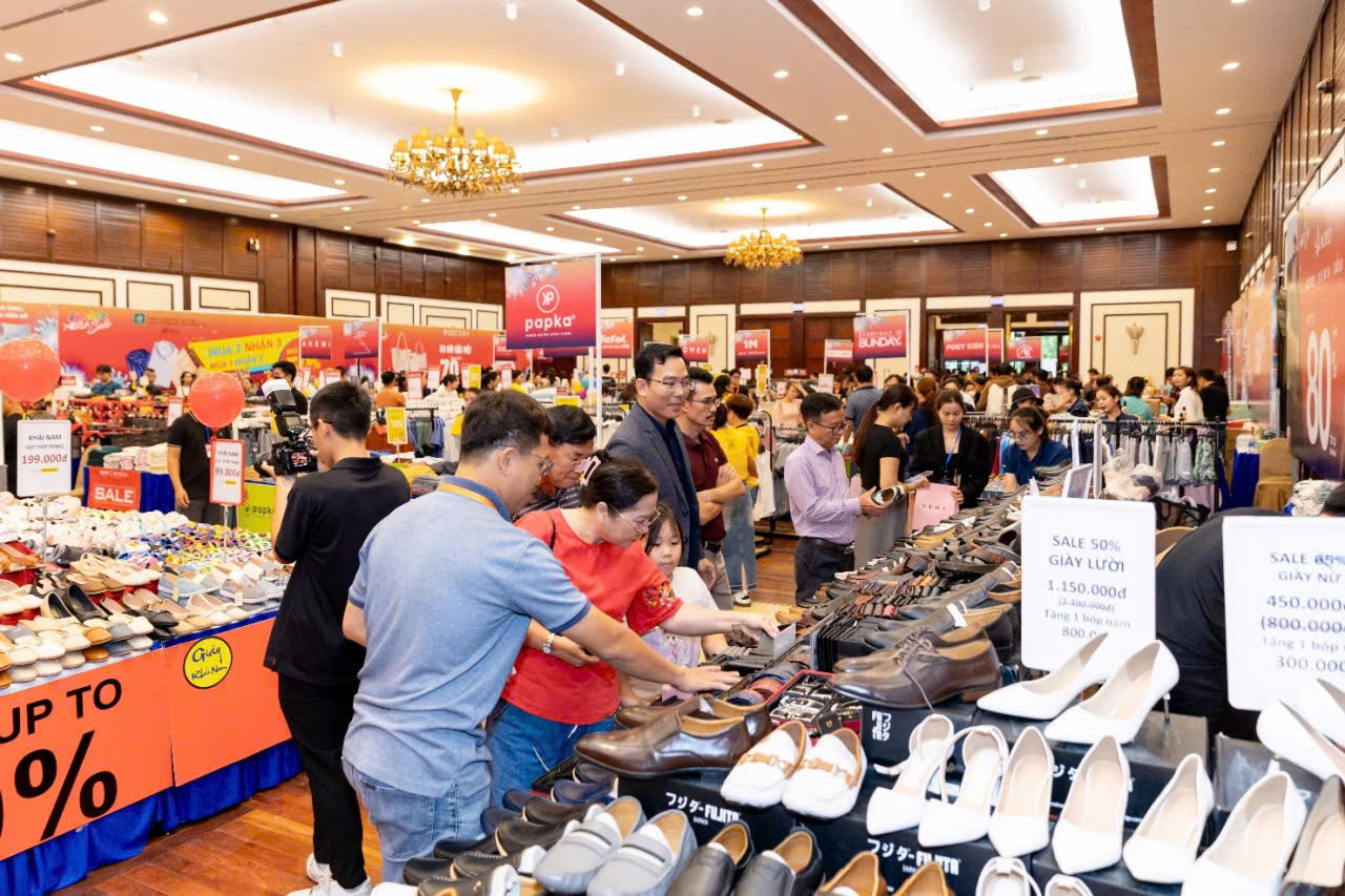 Cần Thơ khởi động “Mega Sale 2026”: Hơn 500 thương hiệu, ưu đãi tới 80% kích cầu đầu năm
