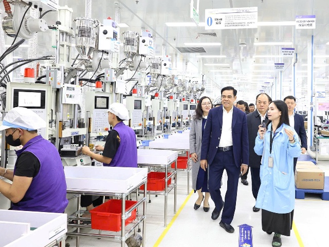 Công nghiệp Nghệ An bứt phá mạnh, lọt nhóm dẫn đầu cả nước năm 2025