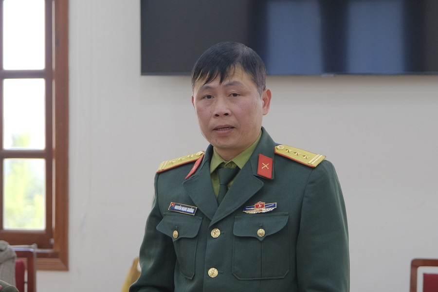 L&atilde;nh đạo Bộ Chỉ huy Qu&acirc;n sự tỉnh b&aacute;o c&aacute;o c&ocirc;ng t&aacute;c chuẩn bị tổ chức bắn ph&aacute;o hoa tại c&aacute;c địa điểm tr&ecirc;n địa b&agrave;n tỉnh.