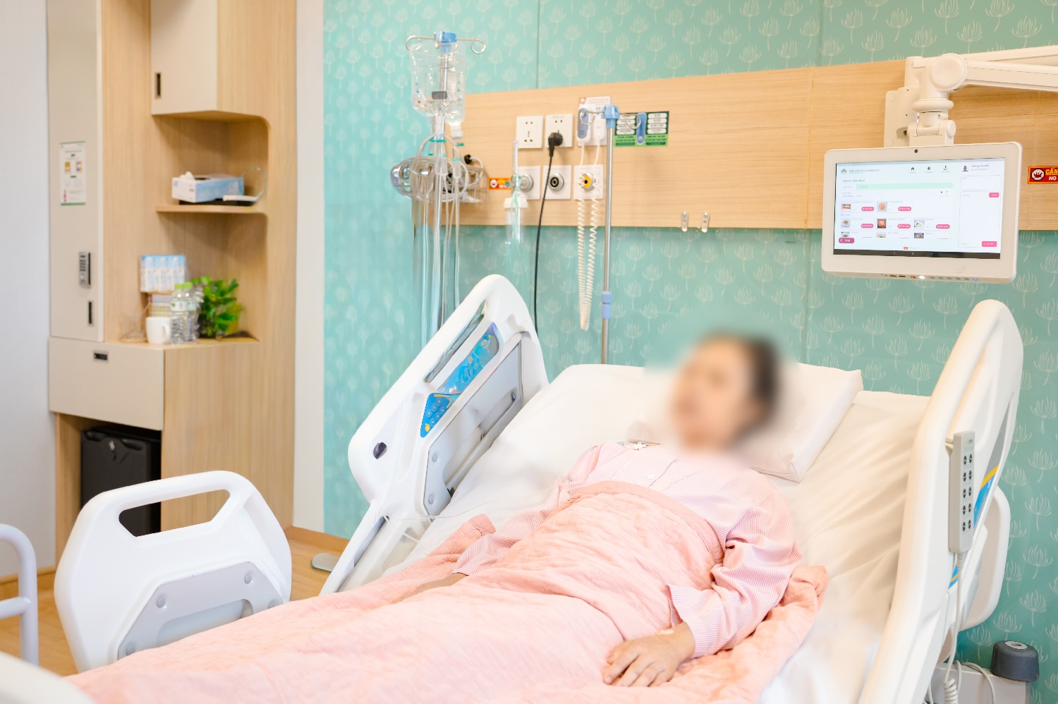 Bệnh nh&acirc;n H mệt mỏi sau nhiều lần hạ kali m&aacute;u kh&ocirc;ng r&otilde; nguy&ecirc;n nh&acirc;n