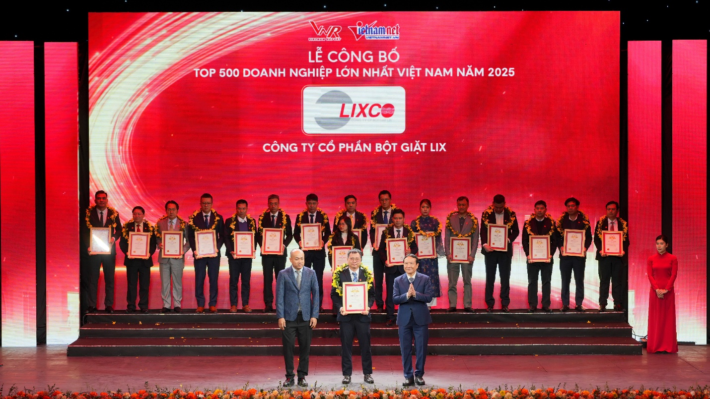 LIXCO 4 năm liên tiếp được vinh danh Top VNR500 – Dấu ấn nỗ lực và tăng trưởng bền vững