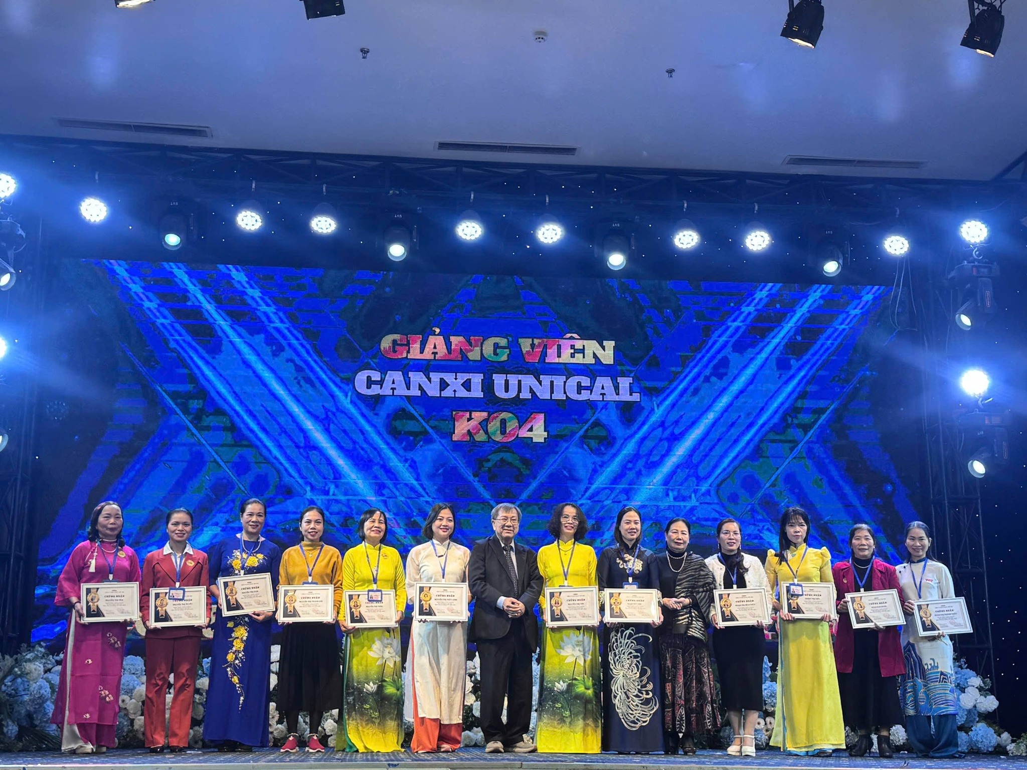 Sự kiện l&agrave; dịp để vinh danh những tập thể, c&aacute; nh&acirc;n c&oacute; cống hiến xuất sắc trong năm 2025 vừa qua