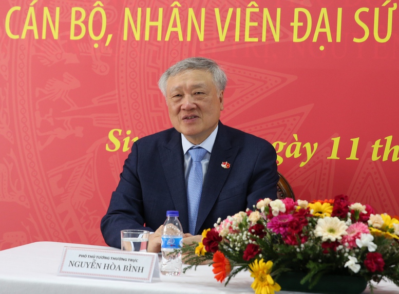 Phó Thủ tướng Thường trực Chính phủ thông tin những kết quả nổi bật về tình hình kinh tế-xã hội của đất nước, công tác chuẩn bị tổ chức Đại hội Đại biểu toàn quốc lần thứ XIV của Đảng - Ảnh: VGP/Nguyễn Hoàng Phó Thủ tướng Thường trực Chính phủ thông tin những kết quả nổi bật về tình hình kinh tế-xã hội của đất nước, công tác chuẩn bị tổ chức Đại hội Đại biểu toàn quốc lần thứ XIV của Đảng - Ảnh: VGP/Nguyễn Hoàng