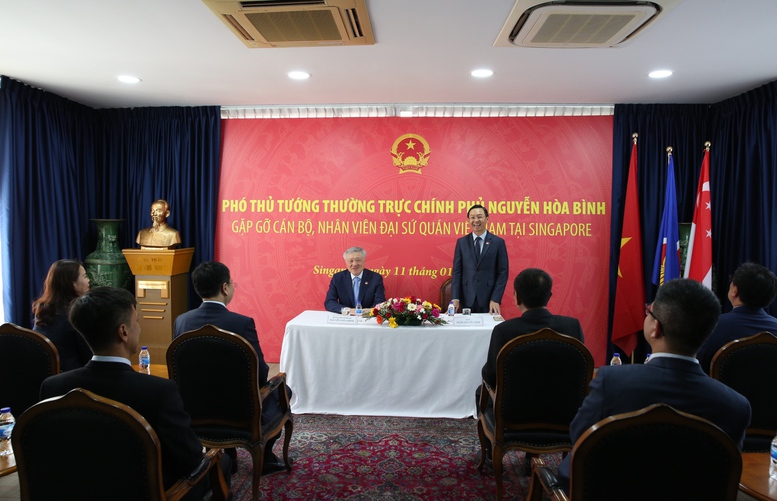 Đại sứ Việt Nam tại Singapore Trần Phước Anh phát biểu tại cuộc gặp mặt - Ảnh: VGP/Nguyễn Hoàng Đại sứ Việt Nam tại Singapore Trần Phước Anh phát biểu tại cuộc gặp mặt - Ảnh: VGP/Nguyễn Hoàng