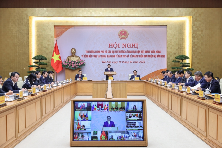 Thủ tướng y&ecirc;u cầu đẩy mạnh quảng b&aacute;, x&uacute;c tiến c&aacute;c sản phẩm, thương hiệu Việt Nam ra nước ngo&agrave;i - Ảnh: VGP/Nhật Bắc