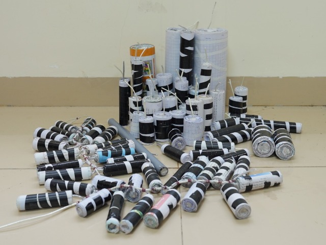 Cảnh báo nguy cơ từ pháo nổ tự chế trong giới học sinh dịp cận Tết