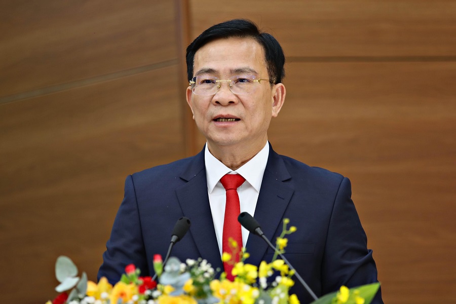 Ph&oacute; B&iacute; thư Tỉnh ủy, Chủ tịch UBND tỉnh L&acirc;m Đồng Hồ Văn Mười y&ecirc;u cầu ng&agrave;nh Văn h&oacute;a du lịch sớm đưa Đặc khu Ph&uacute; Qu&yacute; trở th&agrave;nh điểm đến du lịch sinh th&aacute;i hấp dẫn du kh&aacute;ch trong v&agrave; ngo&agrave;i nước