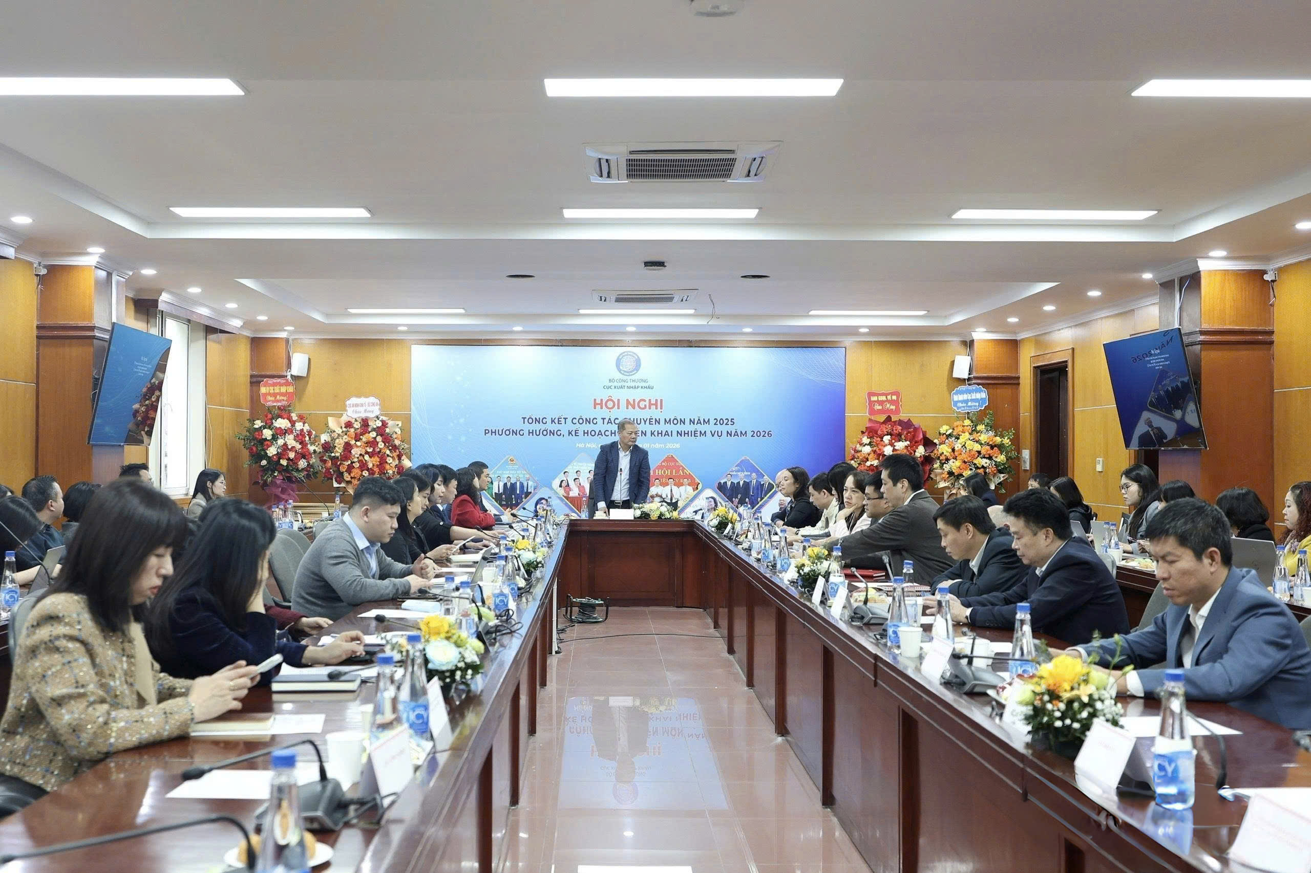 Bộ Công Thương tăng tốc phân cấp, tạo đột phá quản lý xuất nhập khẩu