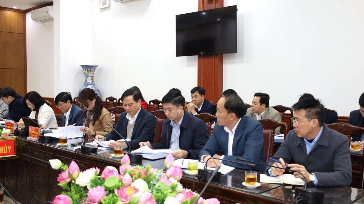 C&aacute;c đại biểu tham dự buổi gi&aacute;m s&aacute;t