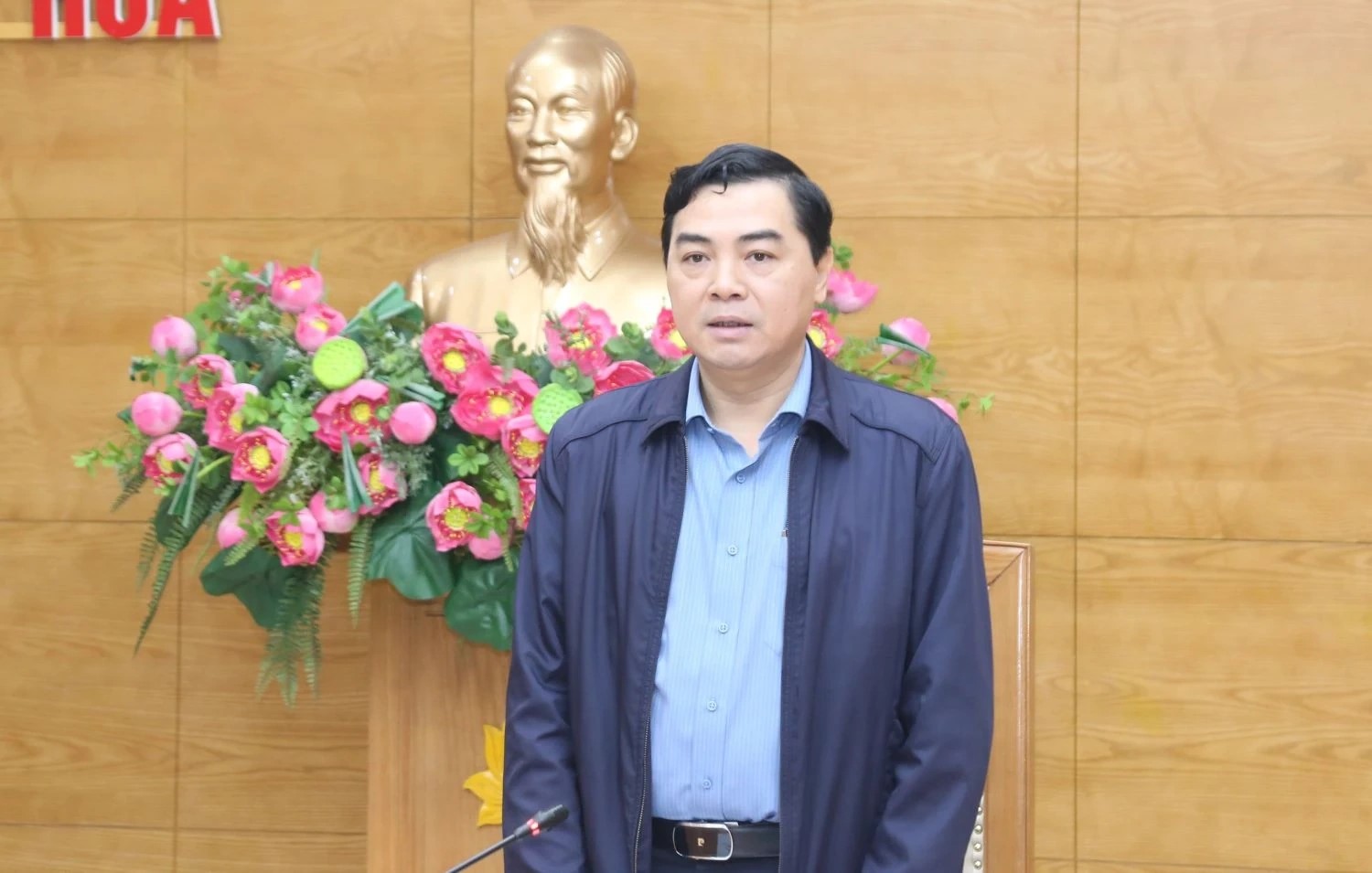 Đồng ch&iacute; Nguyễn Ho&agrave;i Anh, Ủy vi&ecirc;n dự khuyết Trung ương Đảng, Ph&oacute; B&iacute; thư Tỉnh ủy, Chủ tịch UBND tỉnh dự v&agrave; chỉ đạo hội nghị.