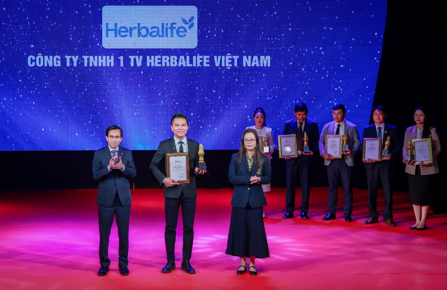 Herbalife Việt Nam được vinh danh là “Doanh nghiệp Văn hóa, Uy tín” năm 2025