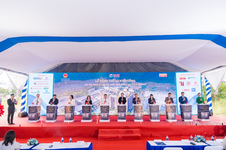 Lãnh đạo Bộ Xây dựng, tỉnh Khánh Hòa, Agribank và chủ đầu tư thực hiện nghi thức động thổ và khởi công Dự án Nhà ở xã hội Square Nha Trang Lãnh đạo Bộ Xây dựng, tỉnh Khánh Hòa, Agribank và chủ đầu tư thực hiện nghi thức động thổ và khởi công Dự án Nhà ở xã hội Square Nha Trang