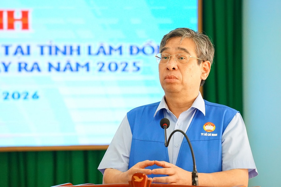 Đồng ch&iacute; Nguyễn Phước Lộc, Ph&oacute; B&iacute; thư Th&agrave;nh ủy, Chủ tịch Ủy ban MTTQ Việt Nam TP.HCM ph&aacute;t biểu tại buổi lễ