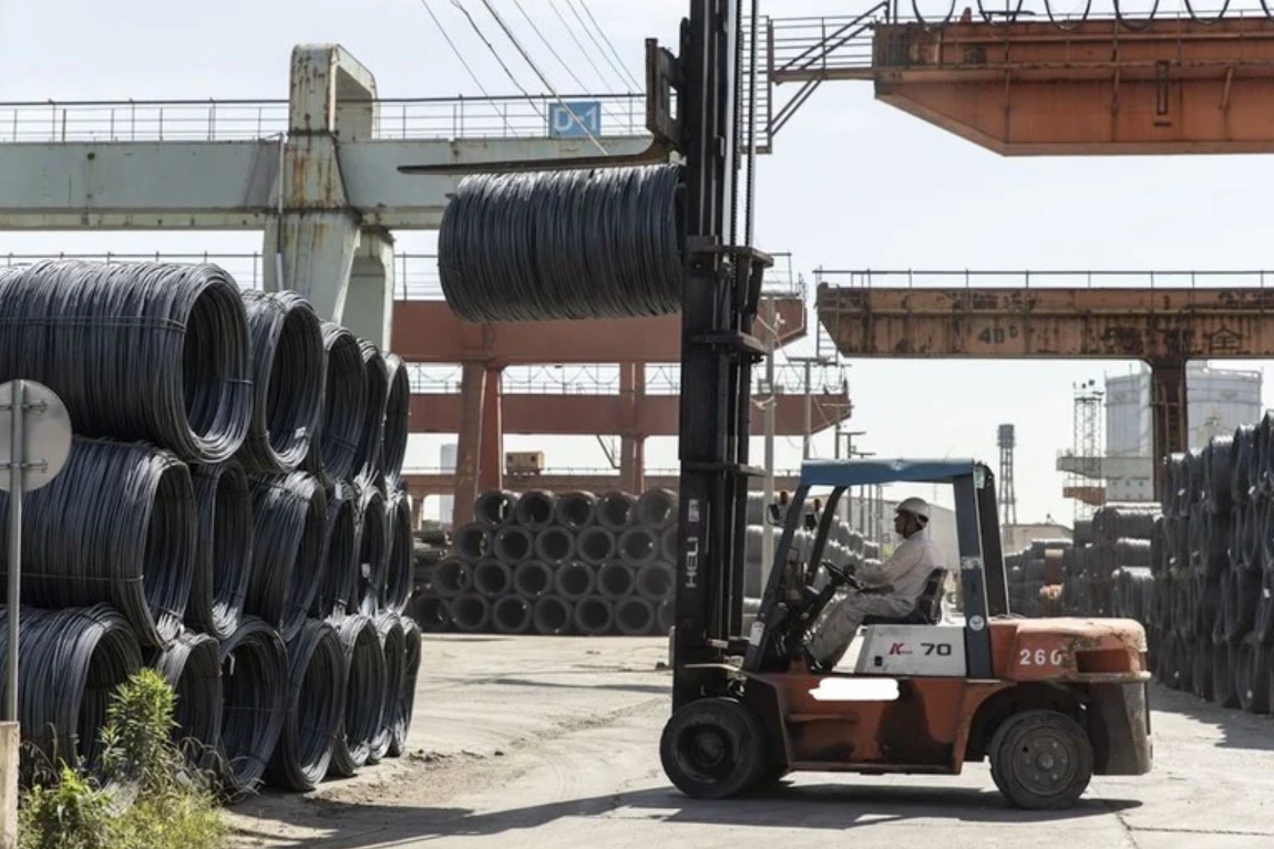 Yêu cầu rà soát việc áp dụng thuế chống bán phá giá đối với thép nhập khẩu từ Trung Quốc