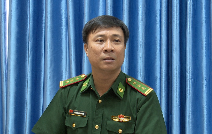 Thượng t&aacute; Nguyễn Ngọc Dung - Ph&oacute; Ch&iacute;nh ủy Ban Chỉ huy Bộ đội Bi&ecirc;n ph&ograve;ng tỉnh ph&aacute;t biểu tại buổi l&agrave;m việc
