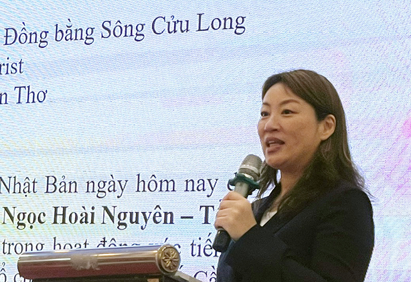 B&agrave; Matsumoto Fumi Trưởng Đại diện JNTO ph&aacute;t biểu chia sẻ du lịch Nhật Bản