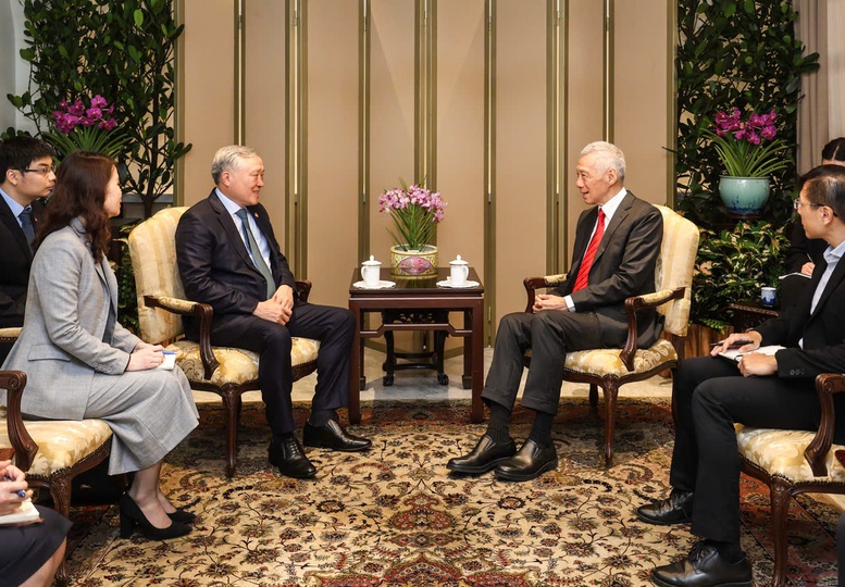 Ph&oacute; Thủ tướng Thường trực Ch&iacute;nh phủ Nguyễn H&ograve;a B&igrave;nh b&agrave;y tỏ mong muốn Bộ trưởng Cao cấp tiếp tục quan t&acirc;m, ủng hộ th&uacute;c đẩy quan hệ hai nước ph&aacute;t triển mạnh mẽ, thực chất, hiệu quả hơn nữa - Ảnh: MDDI (Singapore)