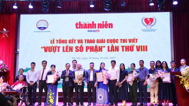 Tạp chí Thanh niên tổ chức tổng kết, trao giải cuộc thi viết Vượt lên số phận lần thứ 8 vào tháng 10/2025 Tạp chí Thanh niên tổ chức tổng kết, trao giải cuộc thi viết Vượt lên số phận lần thứ 8 vào tháng 10/2025