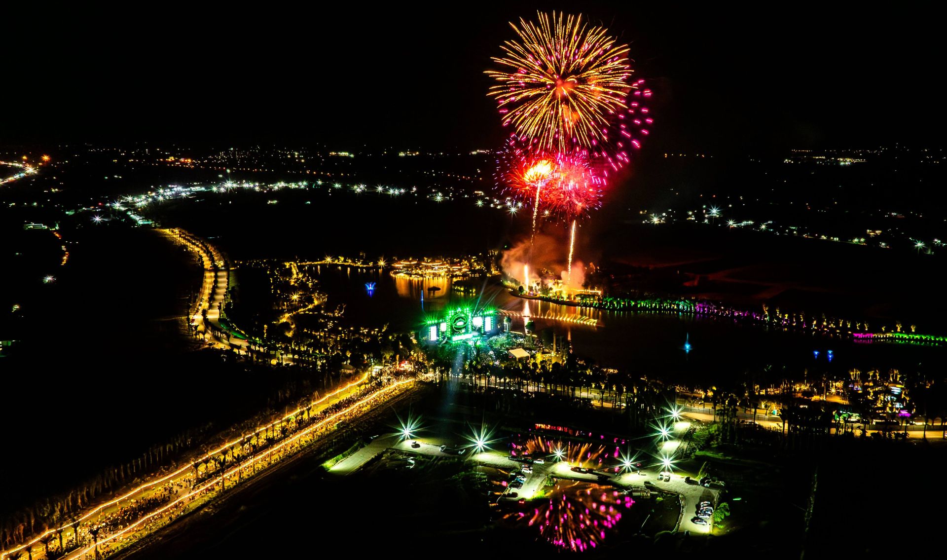 Tây Ninh dự kiến tổ chức bắn pháo hoa đêm giao thừa tại 14 điểm