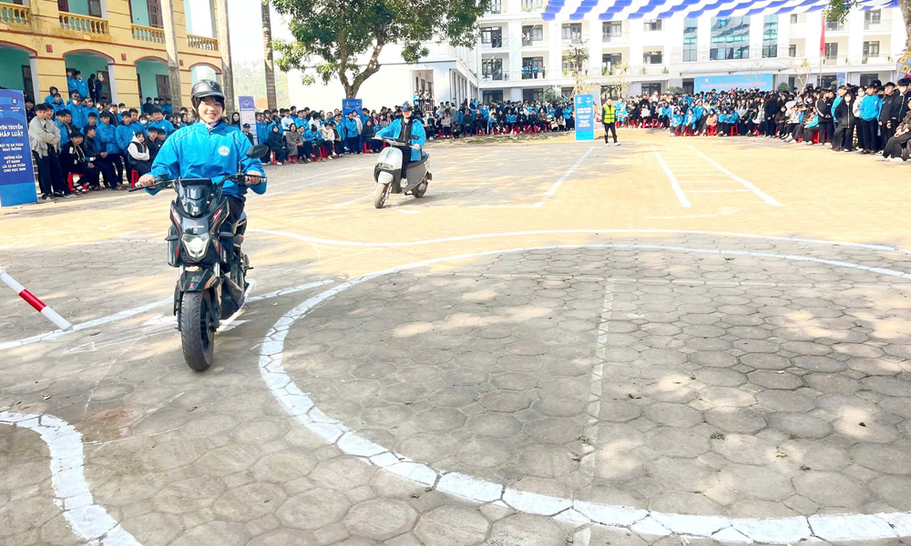Bắc Ninh: Bồi dưỡng kỹ năng lái xe an toàn cho học sinh