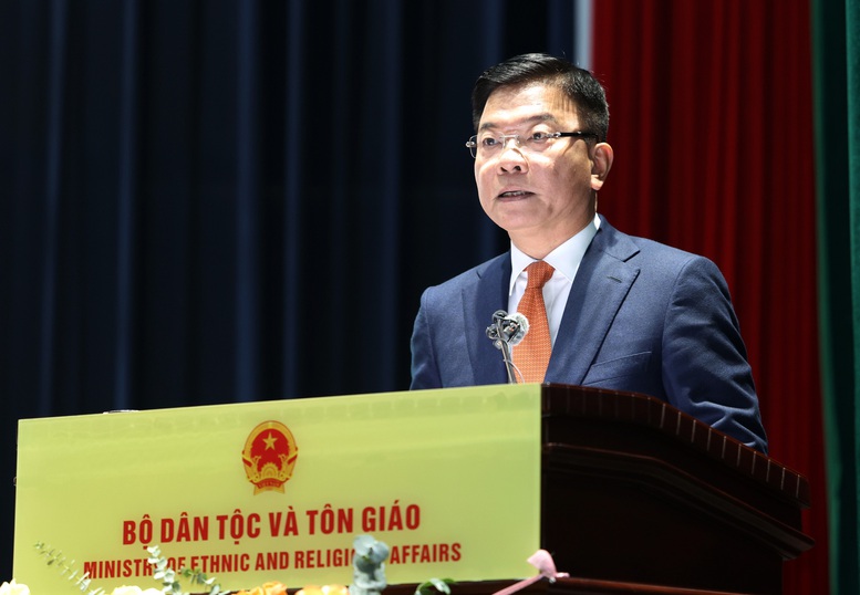 Ph&oacute; Thủ tướng L&ecirc; Th&agrave;nh Long nhấn mạnh, c&ocirc;ng t&aacute;c d&acirc;n tộc v&agrave; t&ocirc;n gi&aacute;o c&oacute; vai tr&ograve; v&agrave; vị tr&iacute; đặc biệt quan trọng trong sự nghiệp c&aacute;ch mạng của ch&uacute;ng ta - Ảnh: VGP/Đức Tu&acirc;n