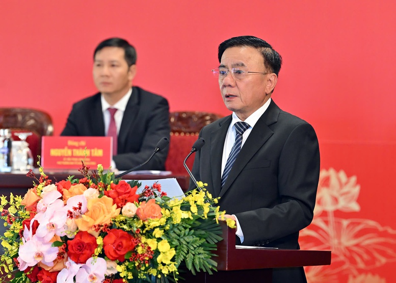 Thường trực Ban Bí thư chủ trì họp báo quốc tế về Đại hội XIV của Đảng