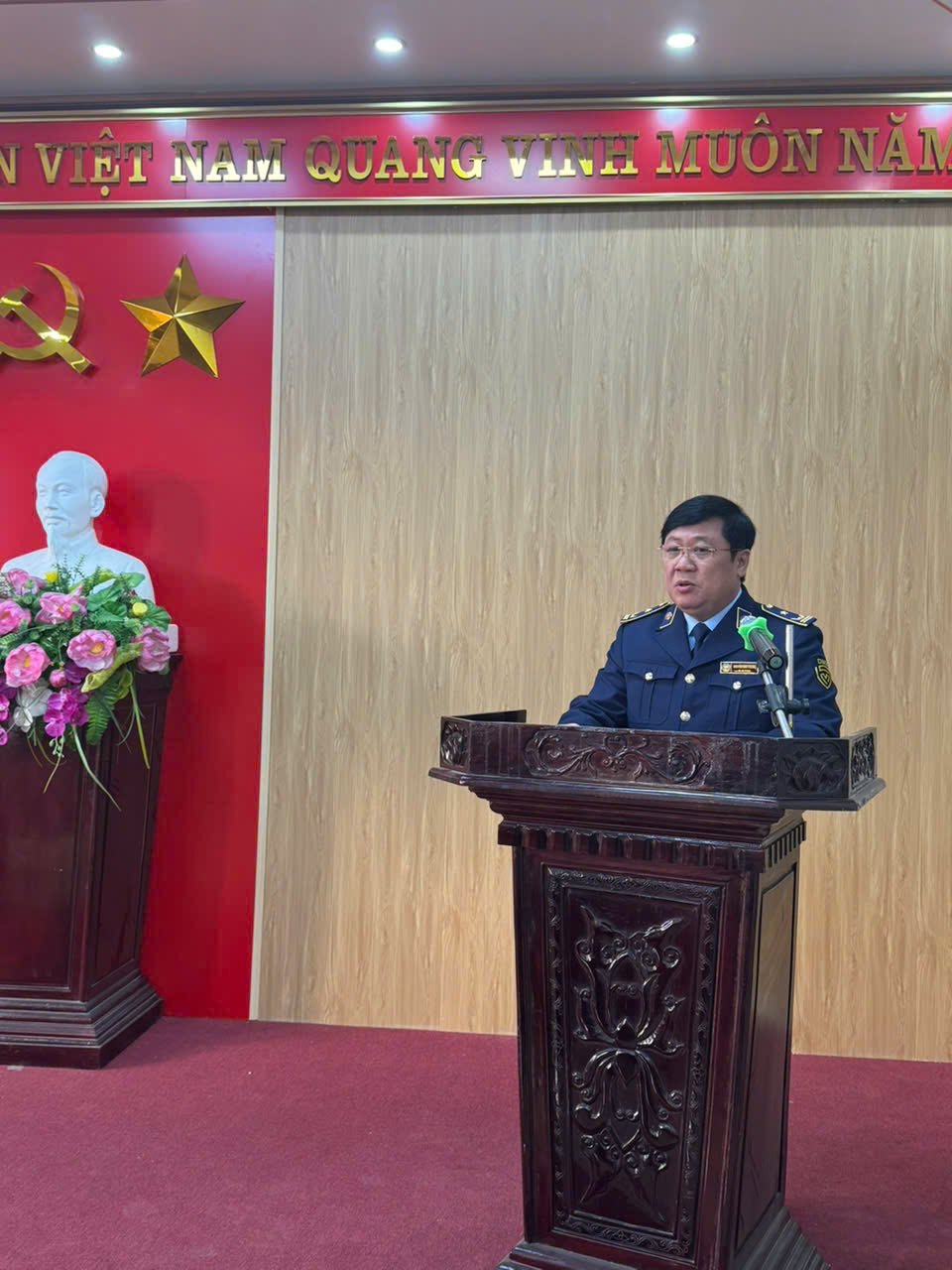 &Ocirc;ng Nguyễn Đức Trung ph&aacute;t biểu tại buổi lễ