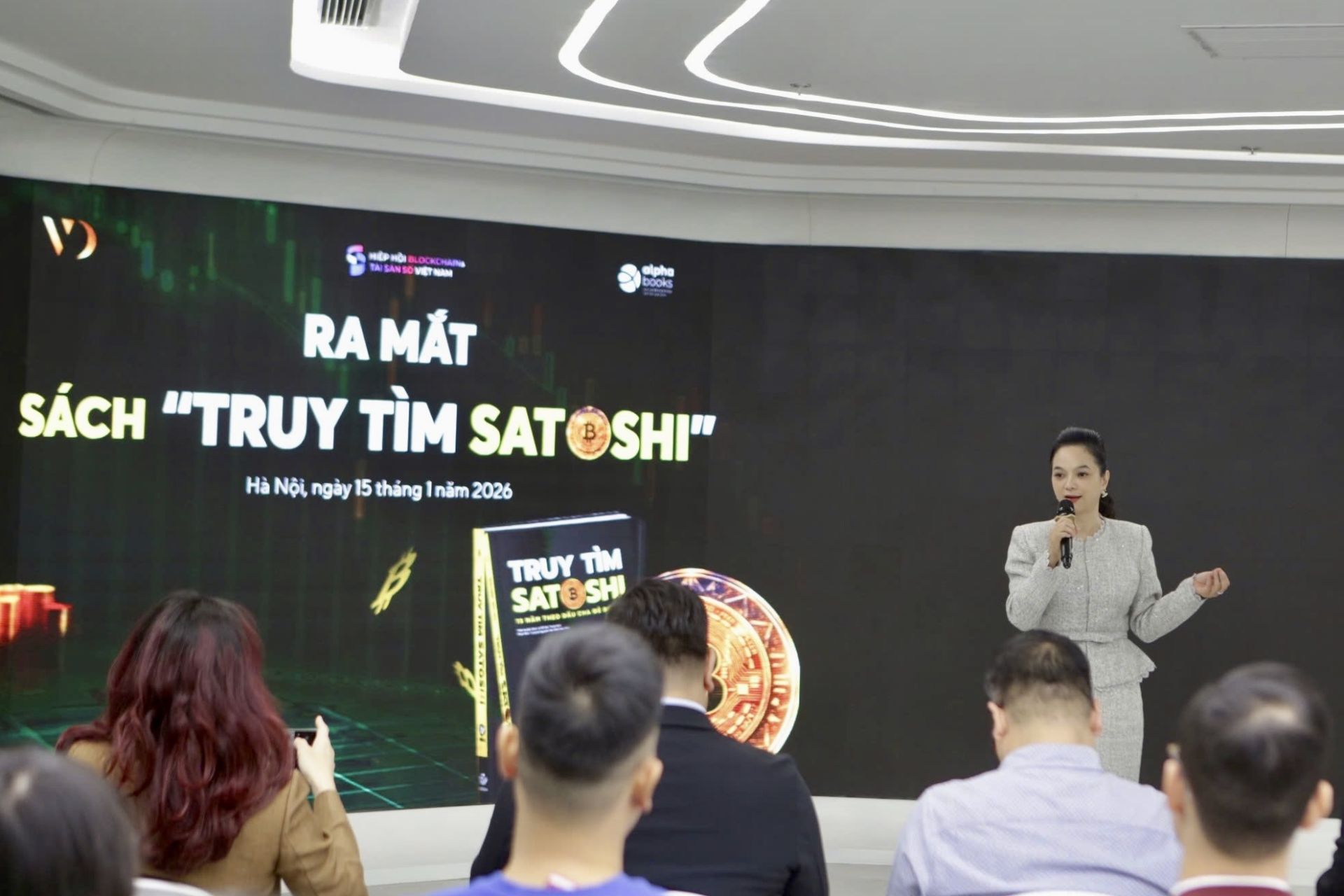 B&agrave; Nguyễn V&acirc;n Hiền, Ph&oacute; Chủ tịch VBA nhấn mạnh vai tr&ograve; của từng c&aacute; nh&acirc;n - những &ldquo;Satoshi của thời đại&rdquo; trong thị trường t&agrave;i sản số.