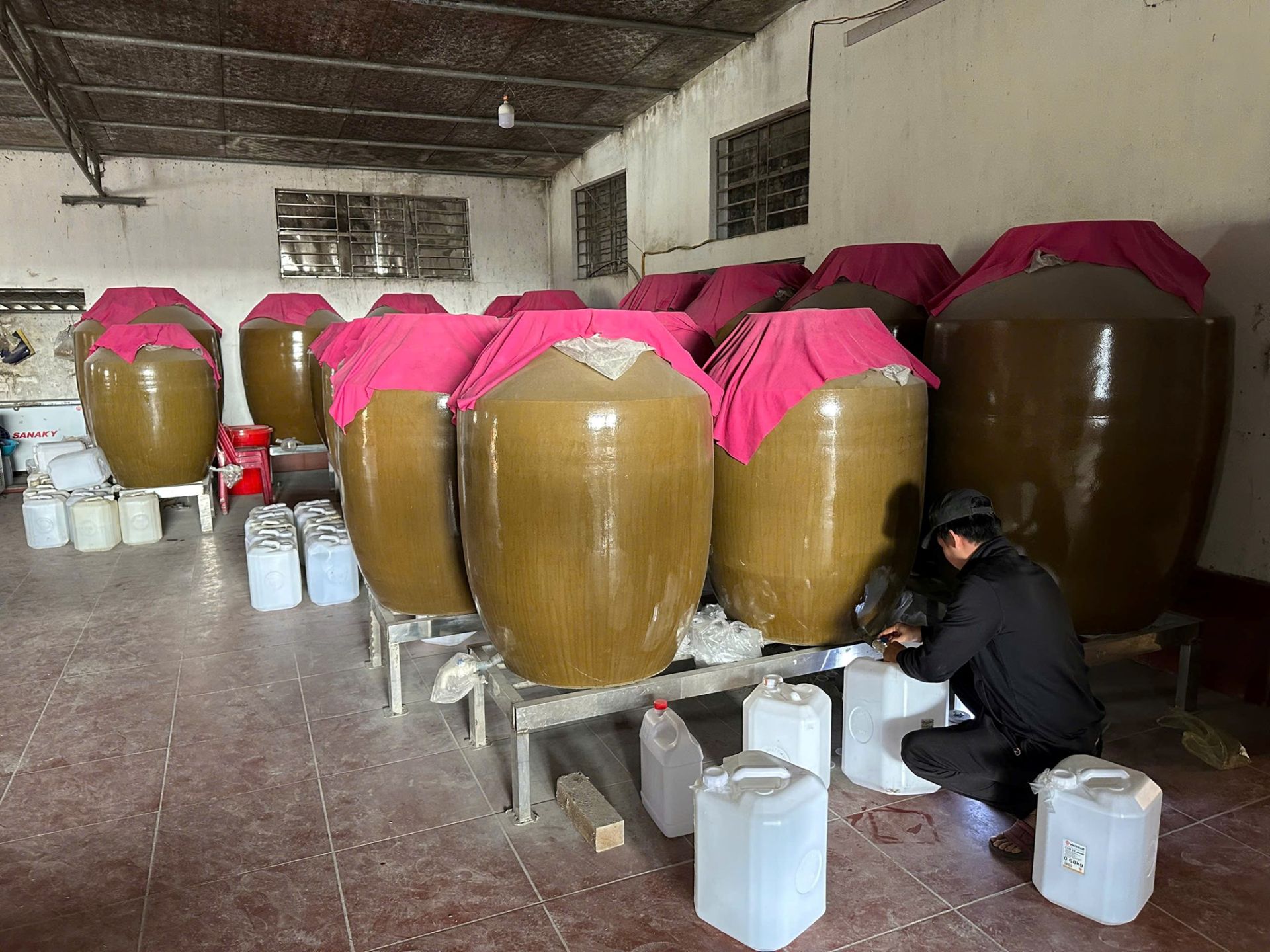 C&ocirc;ng an x&atilde; Vĩnh Am đ&atilde; ban h&agrave;nh QĐXP VPHC số tiền 21 triệu đồng.