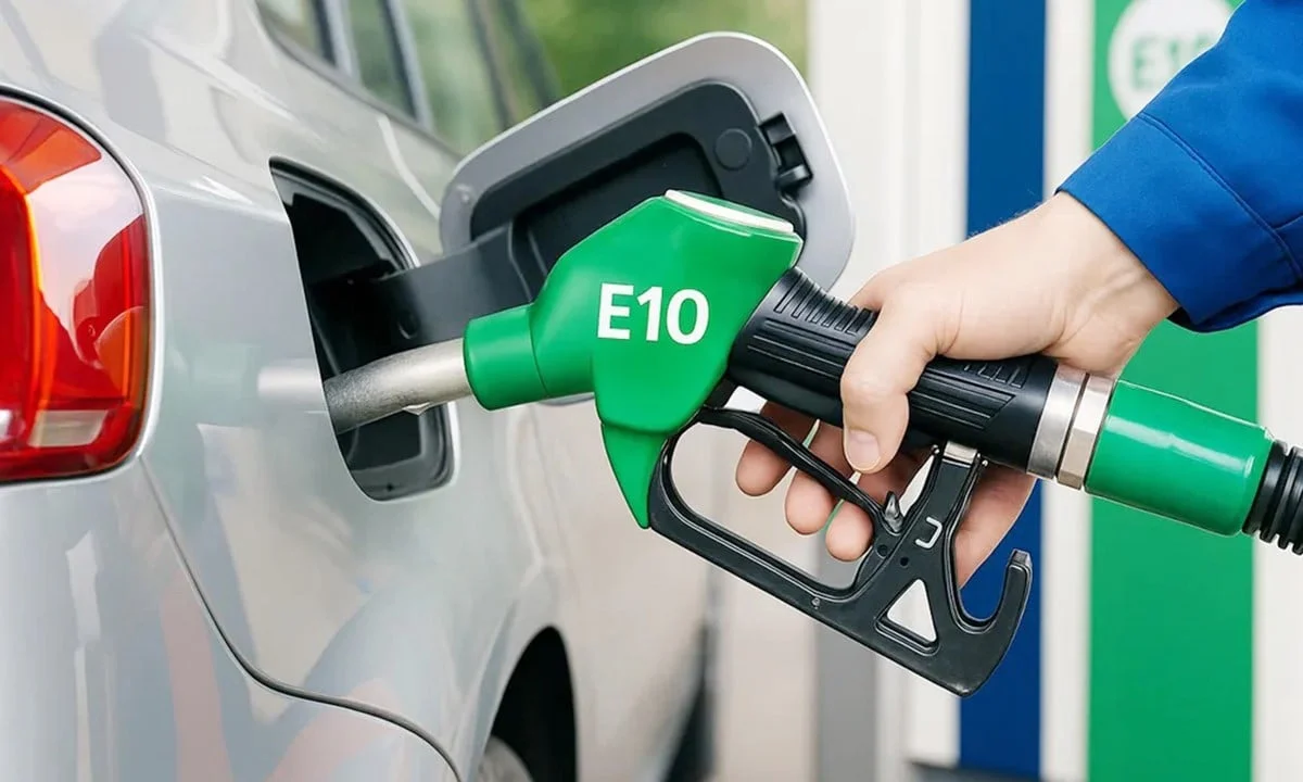 Gi&aacute; xăng dầu h&ocirc;m nay 15/1: Gi&aacute; dầu thế giới đảo chiều giảm (Ảnh minh họa)