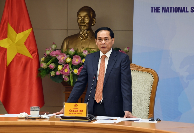 Ph&oacute; Thủ tướng y&ecirc;u cầu l&atilde;nh đạo c&aacute;c bộ, ng&agrave;nh, địa phương phải thực sự v&agrave;o cuộc, phải chịu tr&aacute;ch nhiệm, để tạo chuyển biến thực chất trong huy động v&agrave; giải ng&acirc;n vốn ODA tại đơn vị, địa phương m&igrave;nh - Ảnh: VGP/Hải Minh