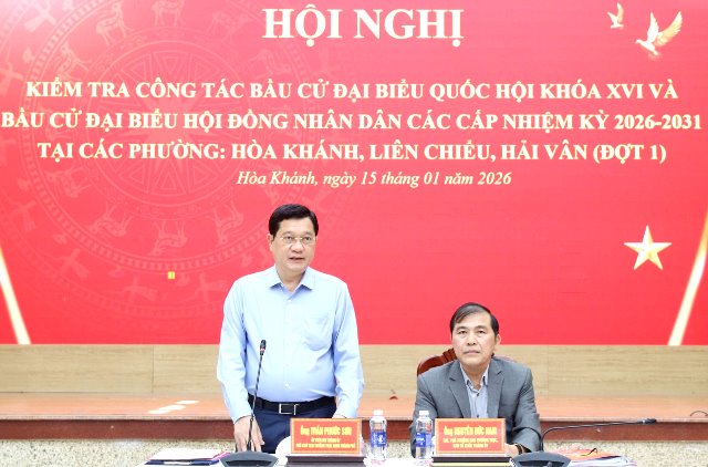 Ủy vi&ecirc;n thường vụ, Ph&oacute; Chủ tịch Thường trực HĐND TP. Đ&agrave; Nẵng Trần Phước Sơn ph&aacute;t biểu tại buổi kiểm tra.