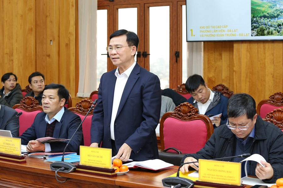 Ph&oacute; B&iacute; thư Tỉnh ủy, Chủ tịch UBND tỉnh L&acirc;m Đồng Hồ Văn Mười ph&aacute;t biểu tại buổi l&agrave;m việc