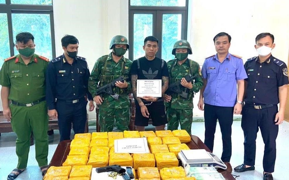 Phòng, chống tội phạm trên tuyến biên giới luôn là nhiệm vụ trọng tâm