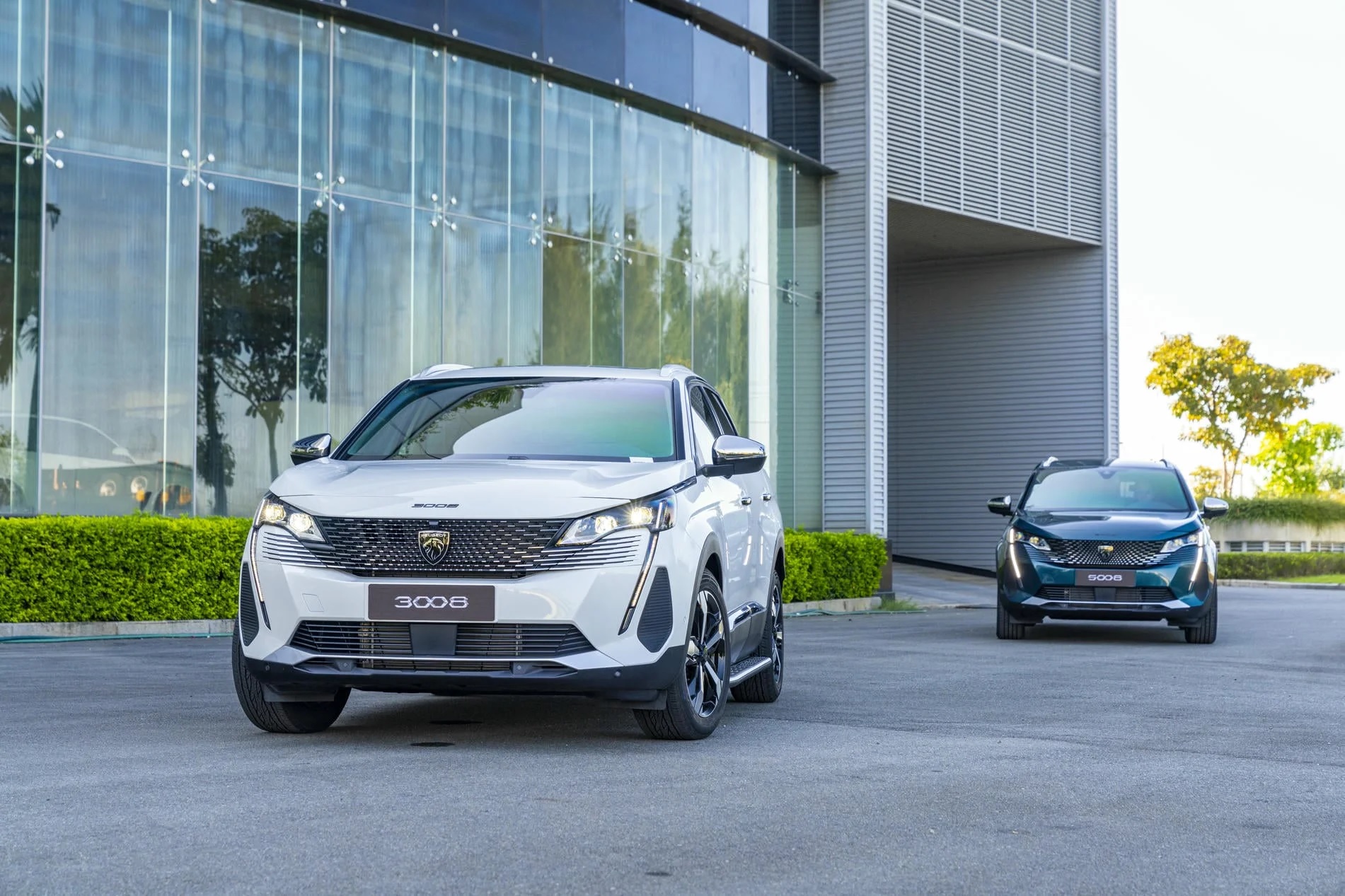 New Peugeot 3008 v&agrave; New Peugeot 5008 ưu đ&atilde;i 100% lệ ph&iacute; trước bạ, Chi tiết ưu đ&atilde;i: tại đ&acirc;y