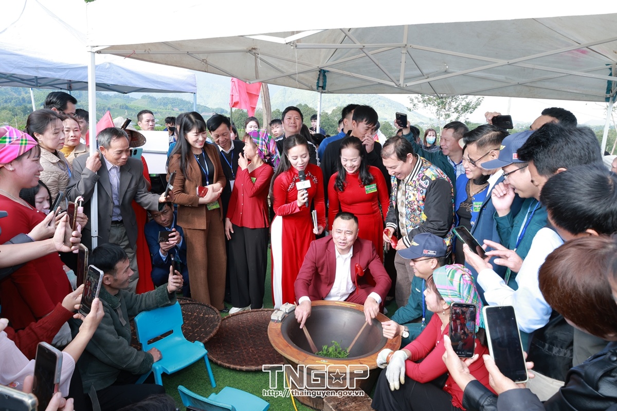 Du lịch Thái Nguyên năm 2025 tăng trưởng vượt kế hoạch