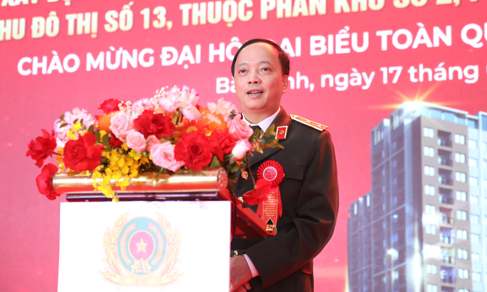 Trung tướng Đặng Hồng Đức phát biểu tại lễ khởi công. Trung tướng Đặng Hồng Đức phát biểu tại lễ khởi công.