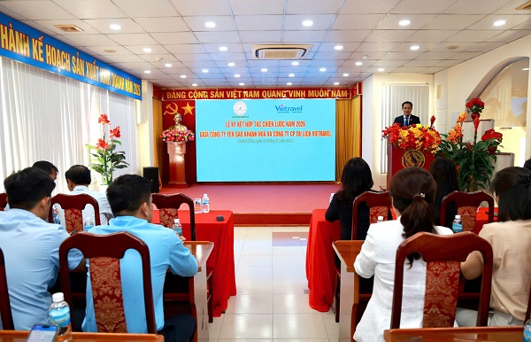 Quang cảnh lễ k&yacute; kết