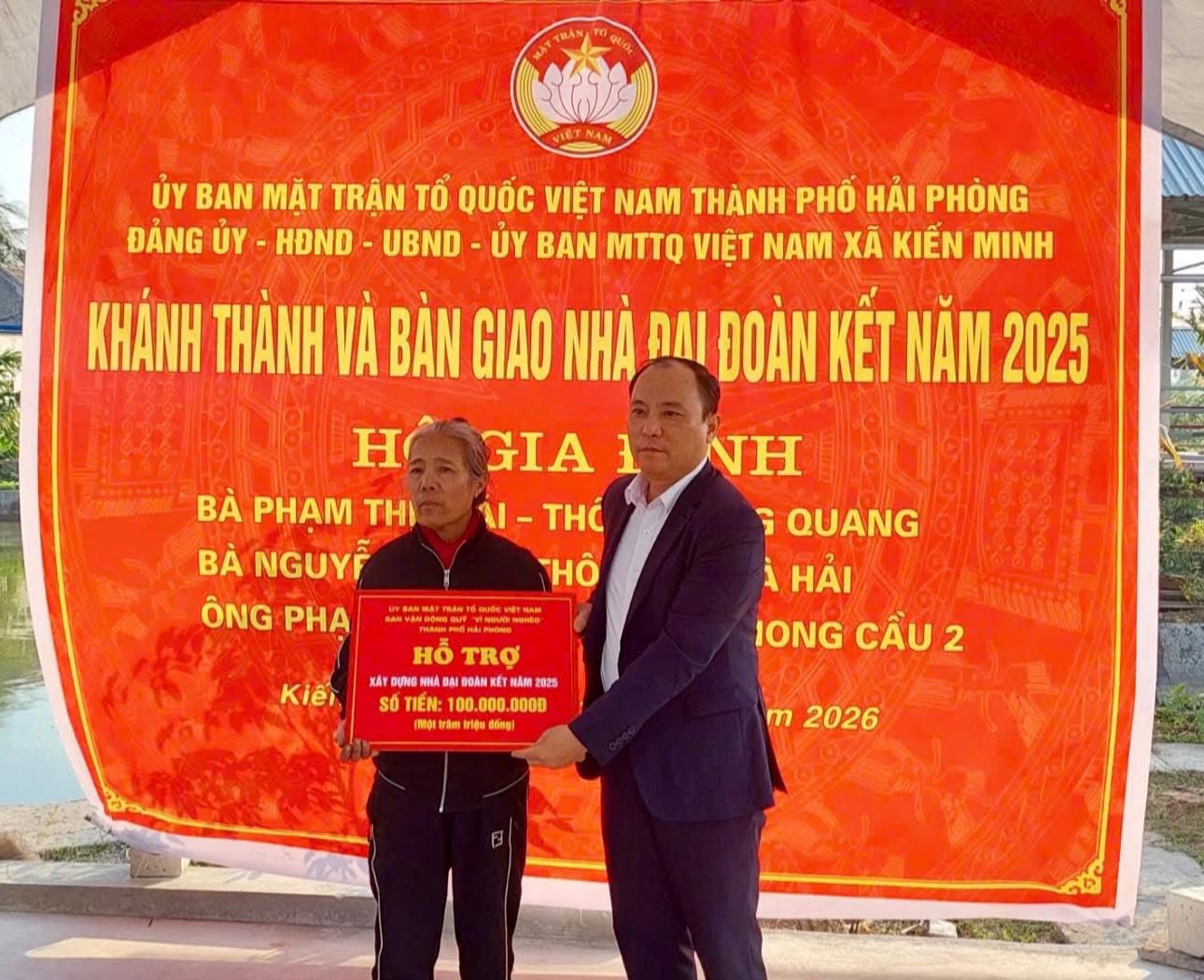 Ủy ban MTTQ Việt Nam xã Kiến Minh tổ chức Lễ khánh thành Nhà Đại đoàn kết