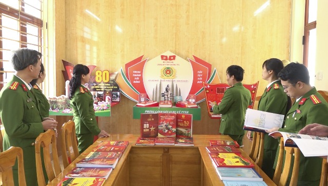 C&ocirc;ng an tỉnh Quảng Trị khơi dậy truyền thống, tr&aacute;ch nhiệm từ Cuộc thi 80 năm lực lượng Cảnh s&aacute;t QLHC.