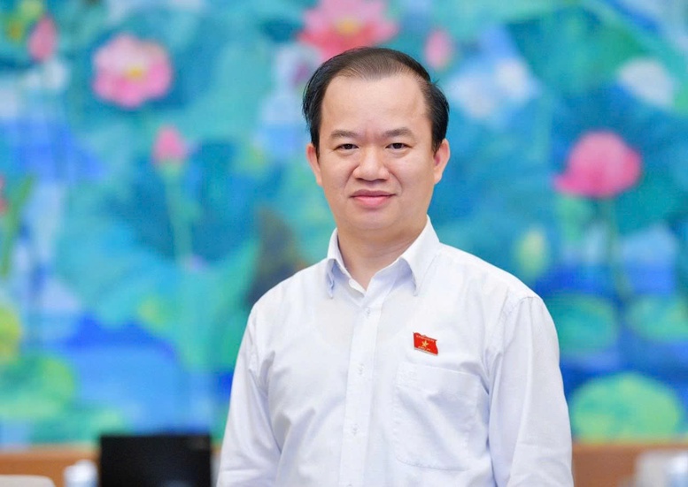 PGS.TS B&ugrave;i Ho&agrave;i Sơn, Ủy vi&ecirc;n Ủy ban Văn h&oacute;a v&agrave; X&atilde; hội của Quốc hội