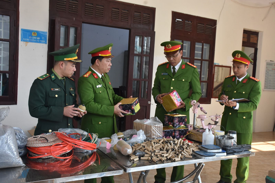 Thanh Hóa: Triệt xóa cơ sở sản xuất pháo nổ trái phép núp bóng nhà dân