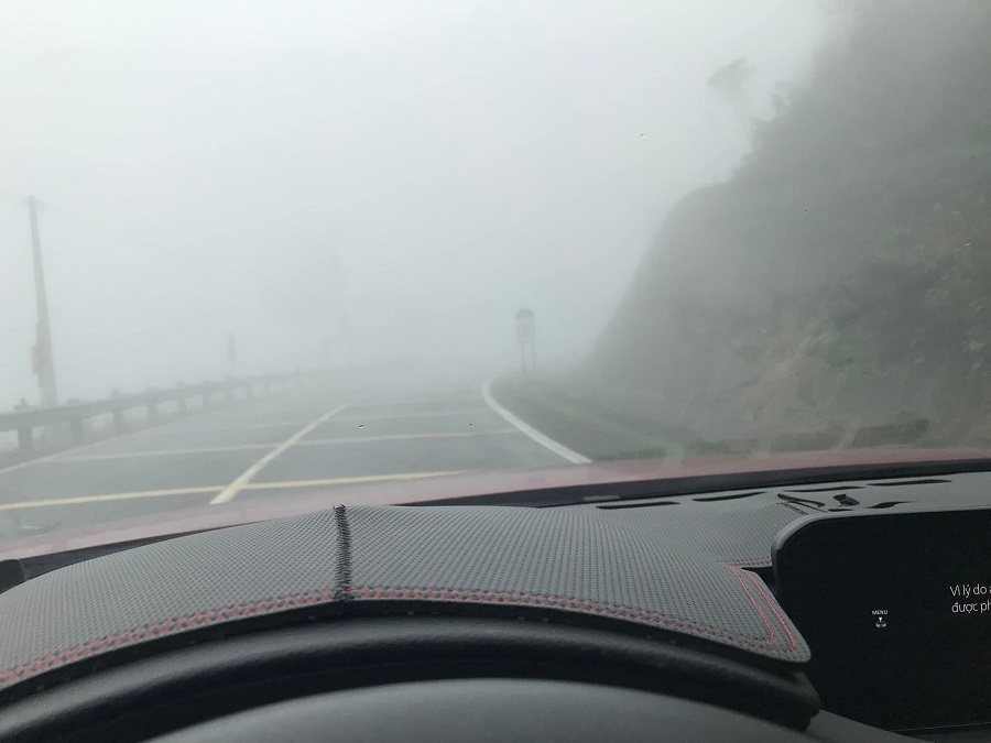 Cẩn thận hơn với những cung đường nhiều sương m&ugrave;, đặc biệt v&ugrave;ng T&acirc;y nguy&ecirc;n